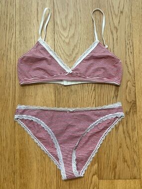 Brandy Melville Red & White Striped Bra & Bikini Panties